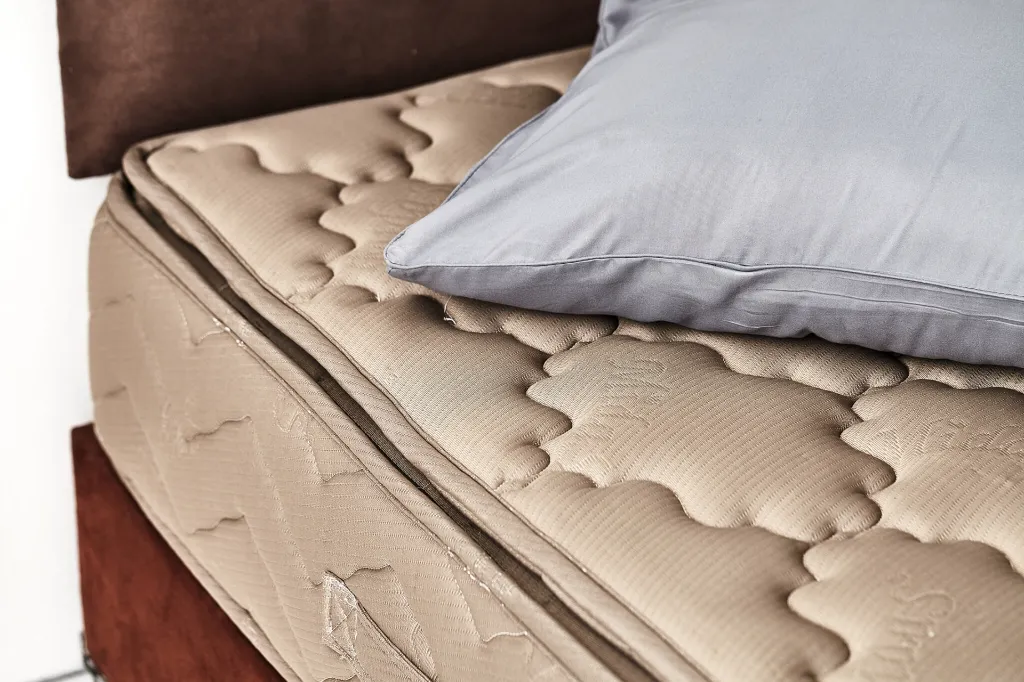 Morning 6ft × 6.5ft - Spring Mattress with one-side pillowtop - 11"