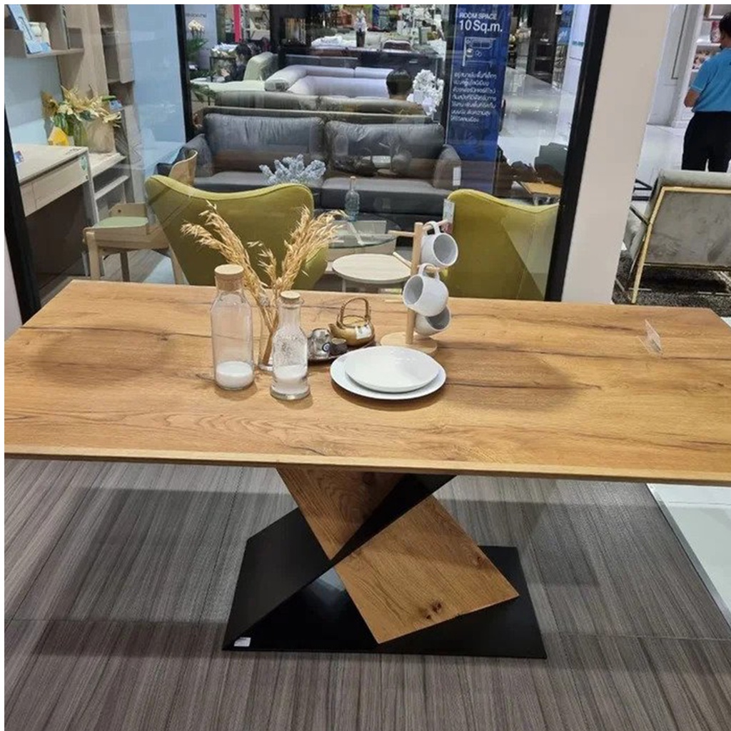 Ferrand#2 Dining Table-Black/Natural Oak